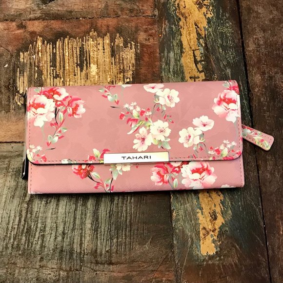 Tahari Handbags - Tahari NWT Clutch Wallet Royal Flush Full Bloom